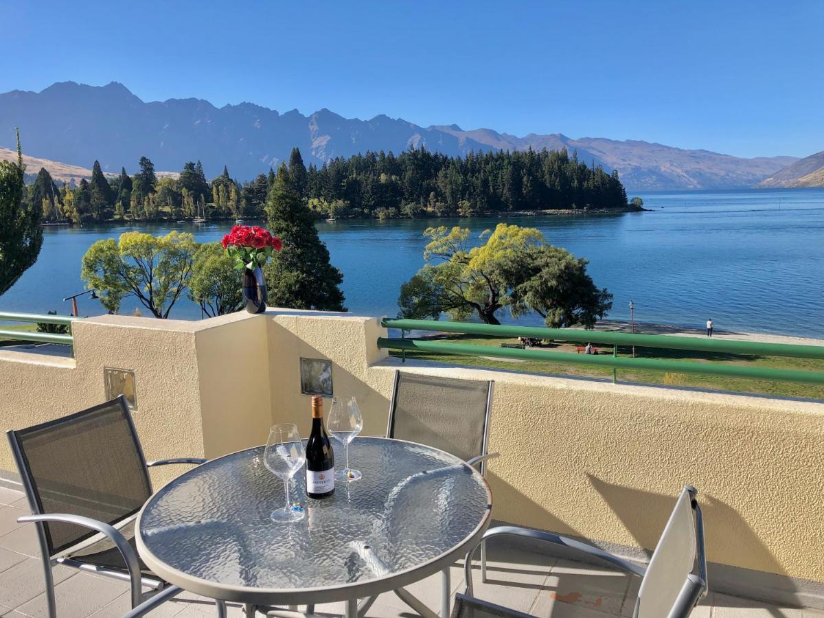 Lakefront Luxury Penthouse Central Queenstown Exteriör bild