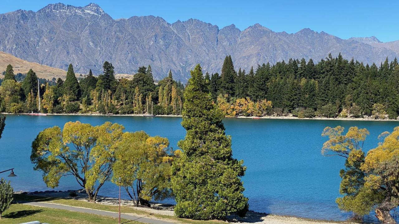 Lakefront Luxury Penthouse Central Queenstown Exteriör bild